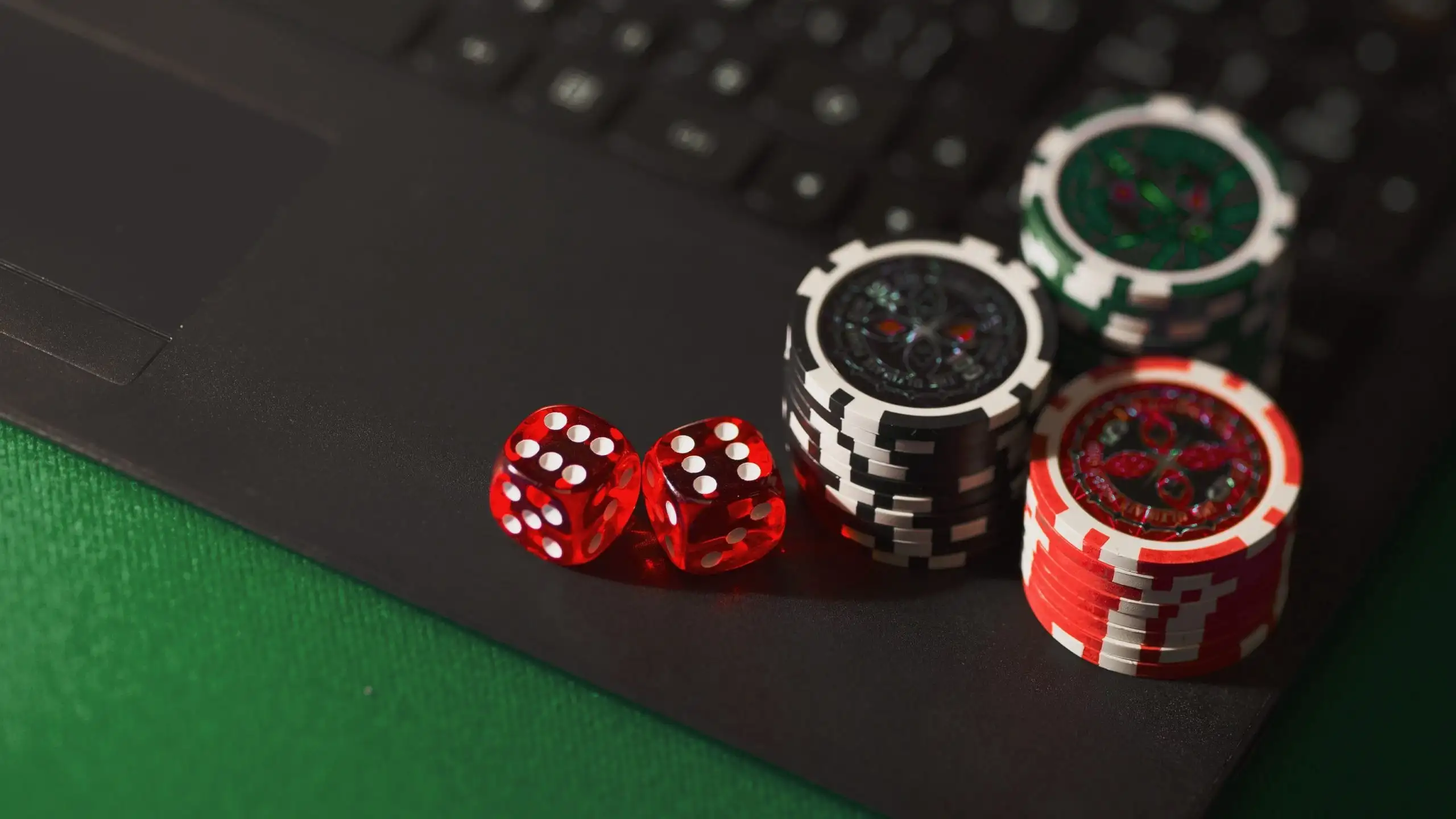 Analyzing top online casinos