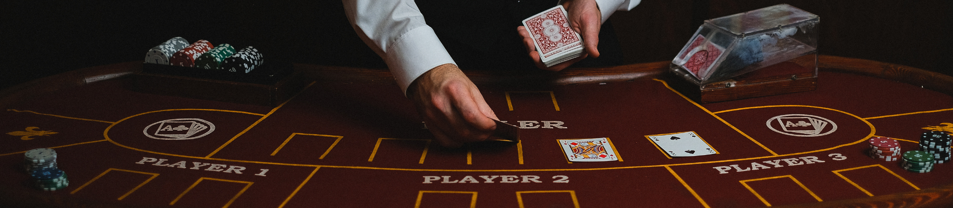 The Evolution of Blackjack: Online Casinos Redefine the Game